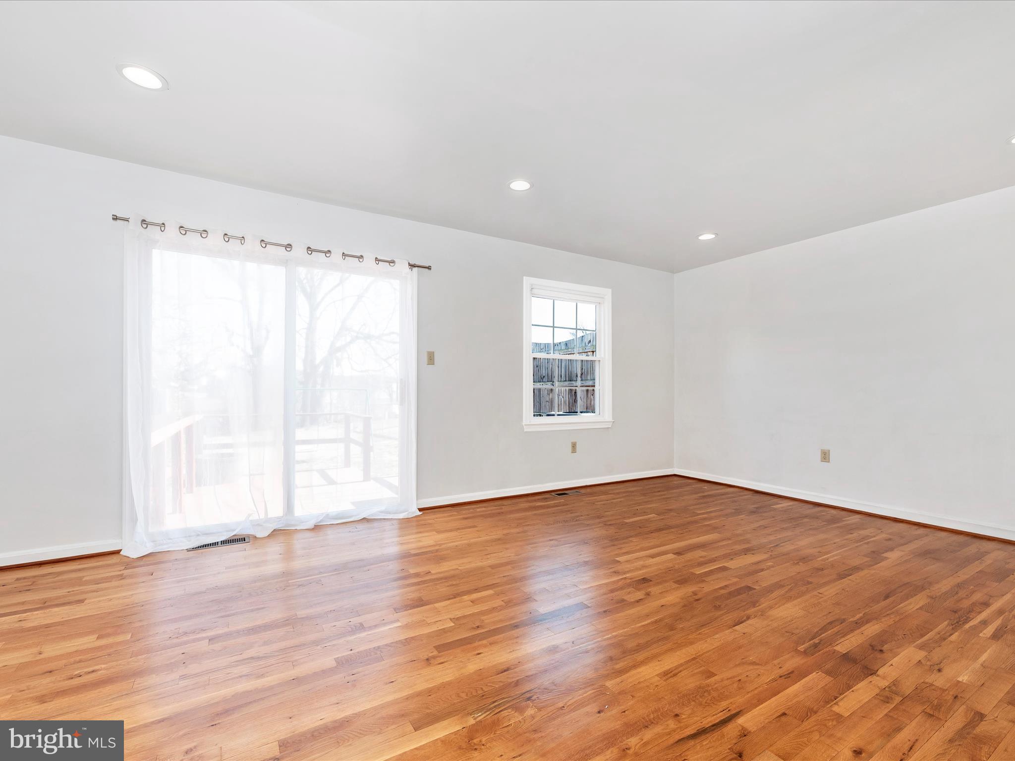 JEFFERSON VILLAGE - Residential