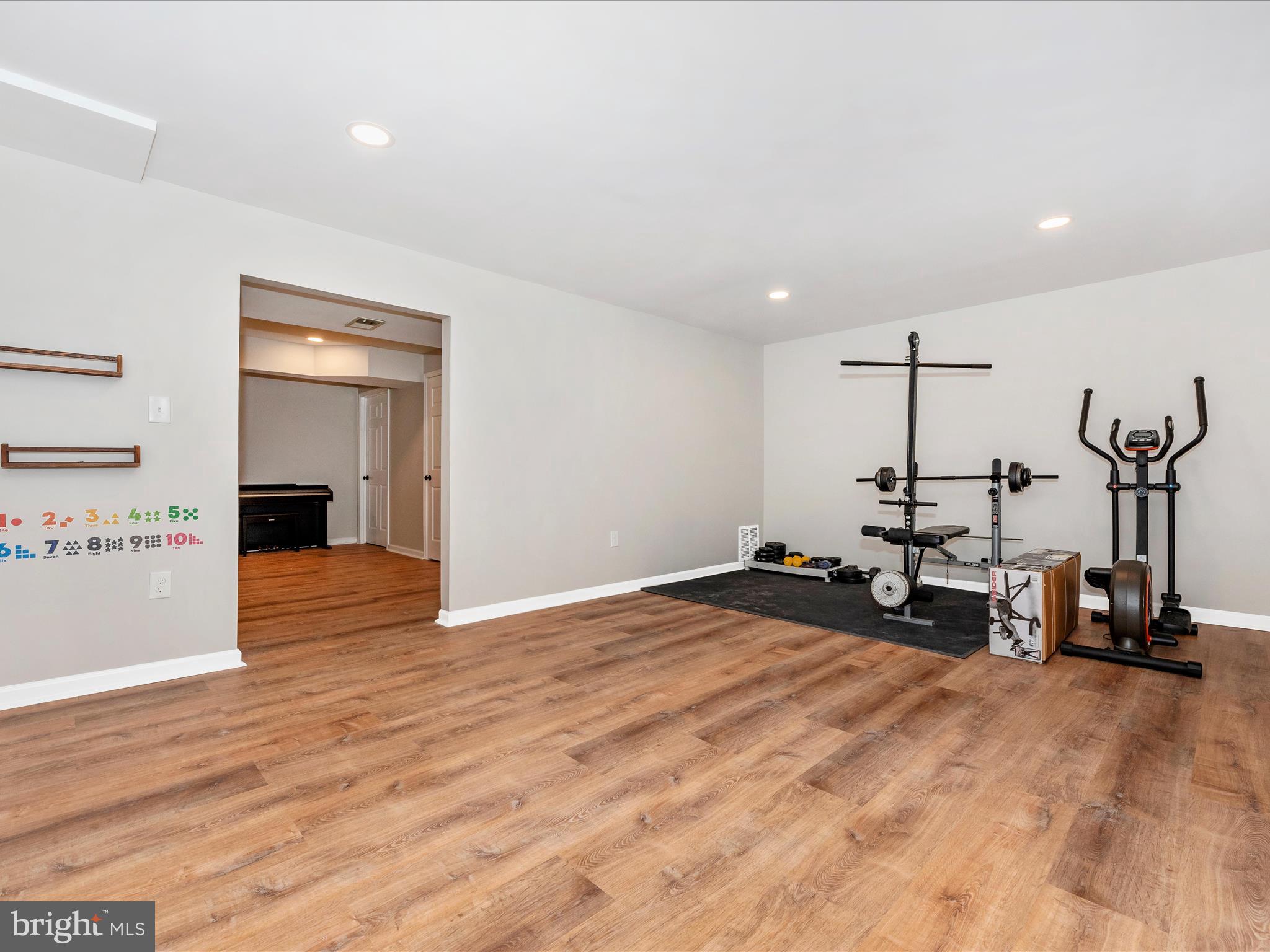 JEFFERSON VILLAGE - Residential