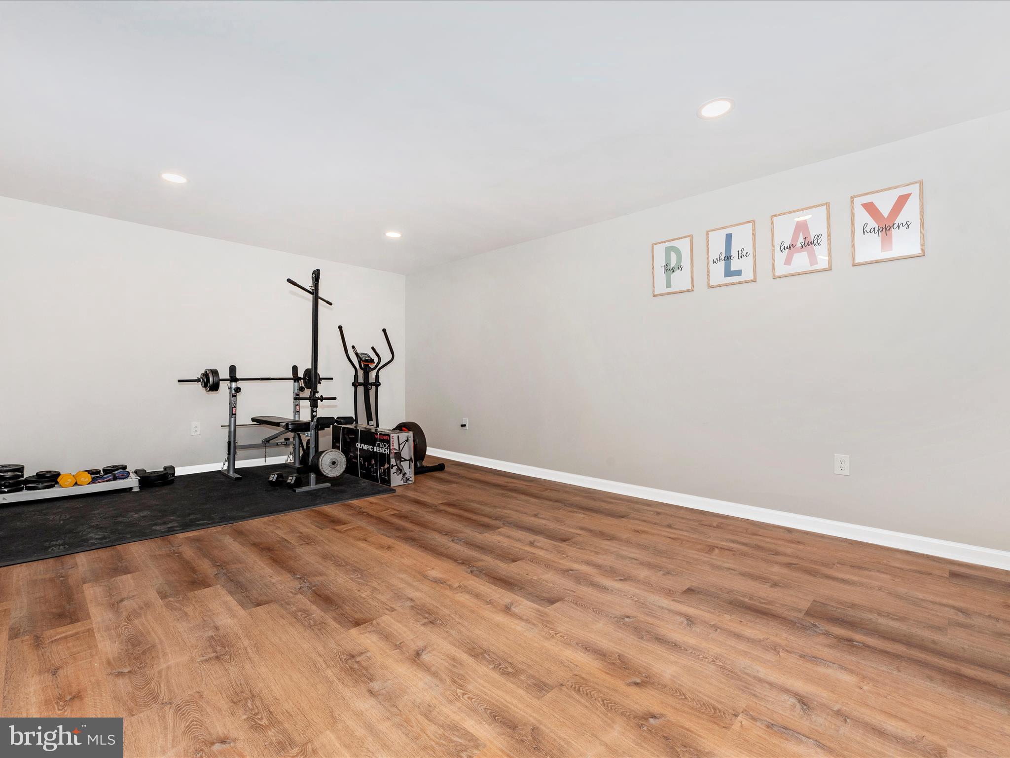 JEFFERSON VILLAGE - Residential