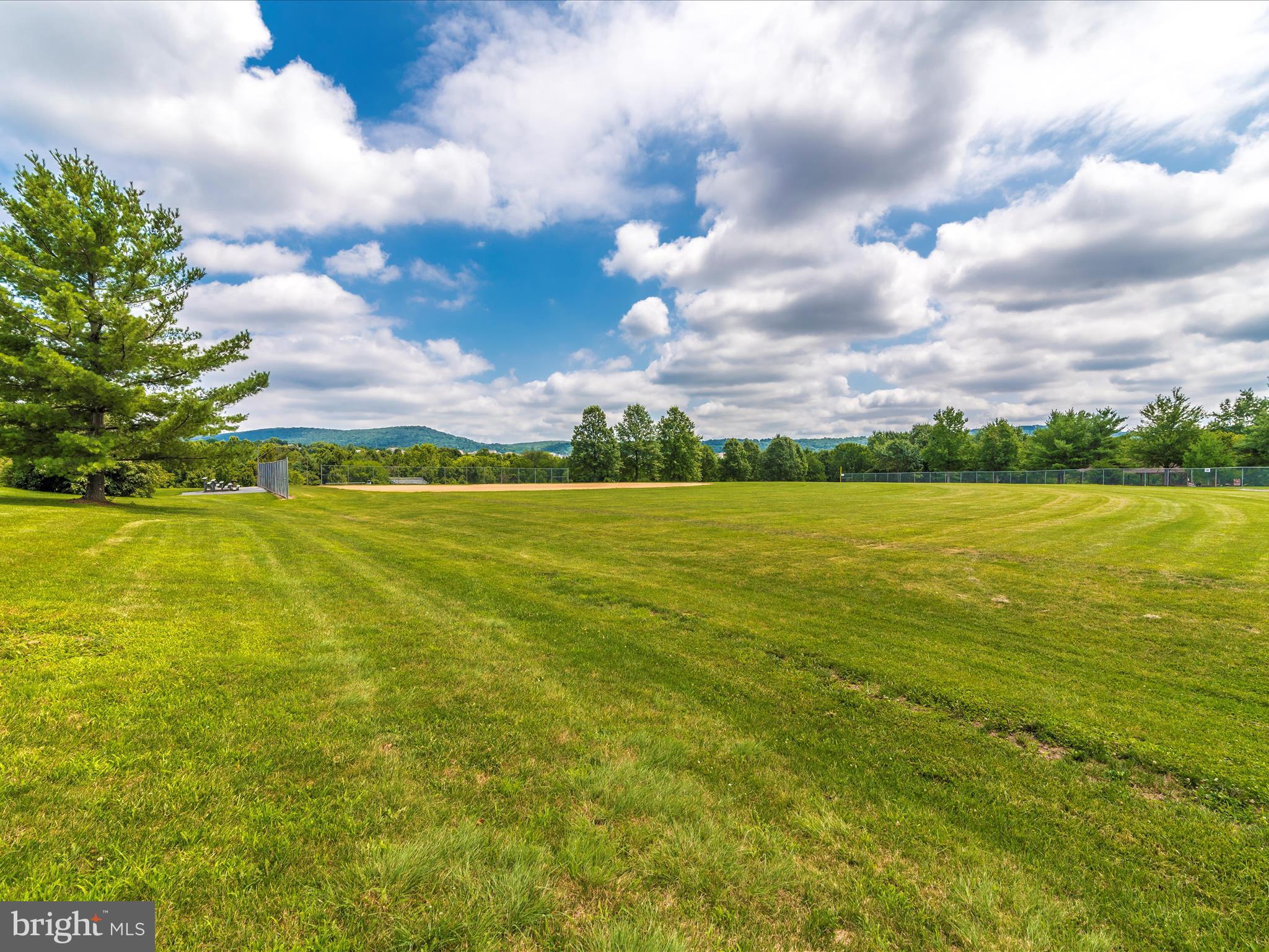 JEFFERSON VILLAGE - Residential