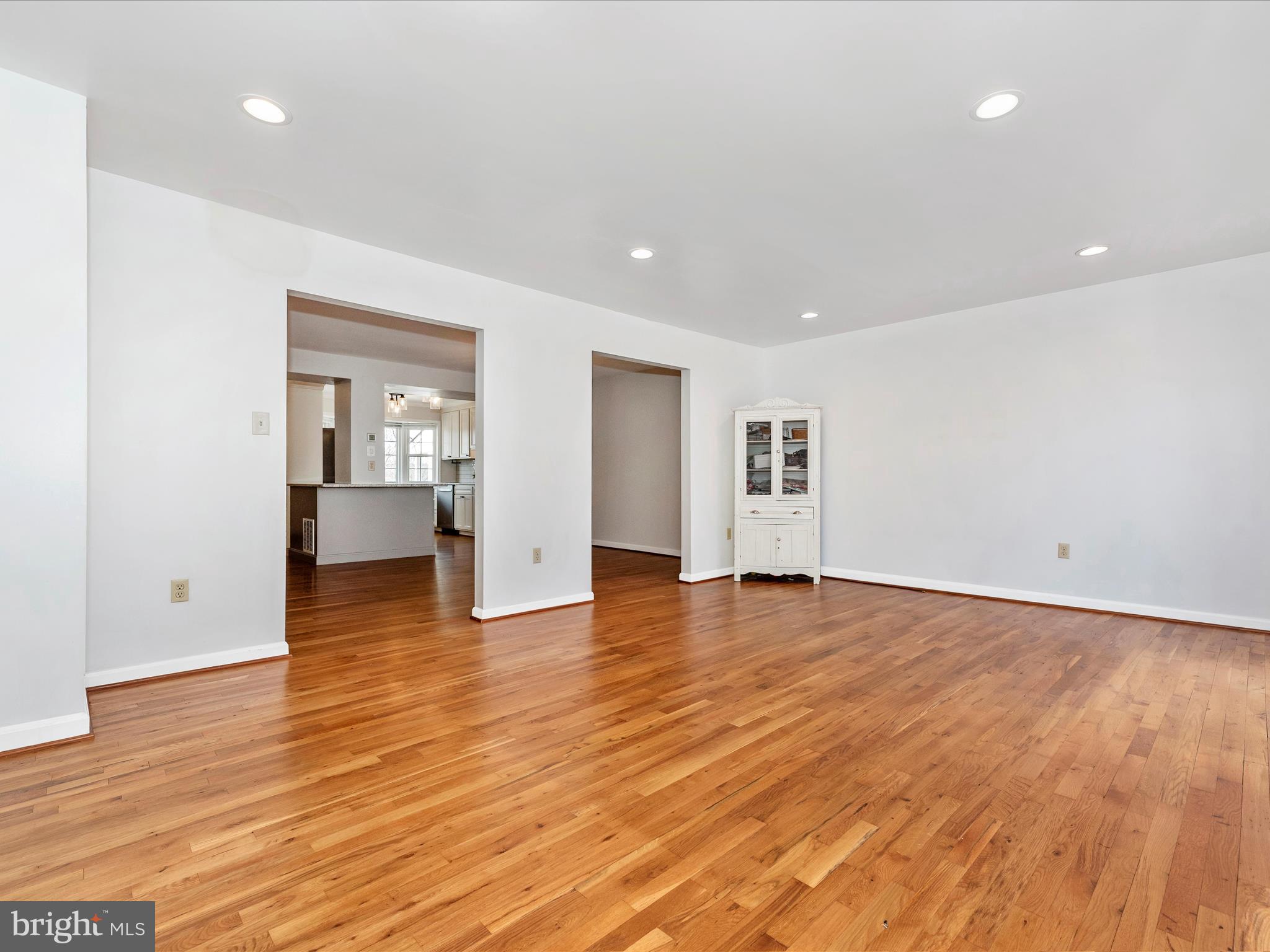 JEFFERSON VILLAGE - Residential