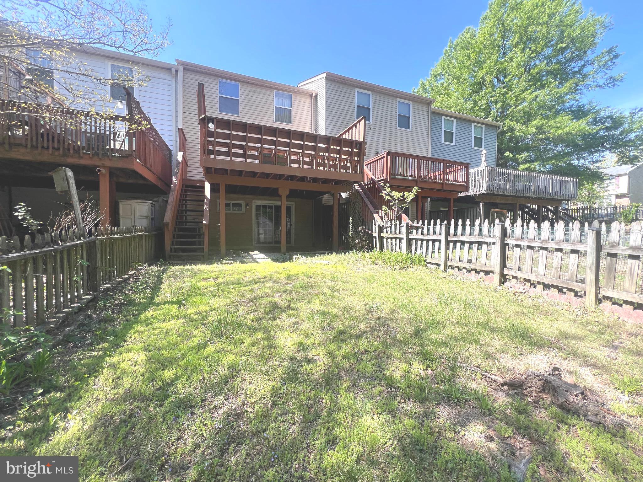 UPTON VILLAGE NORTH - Residential Lease