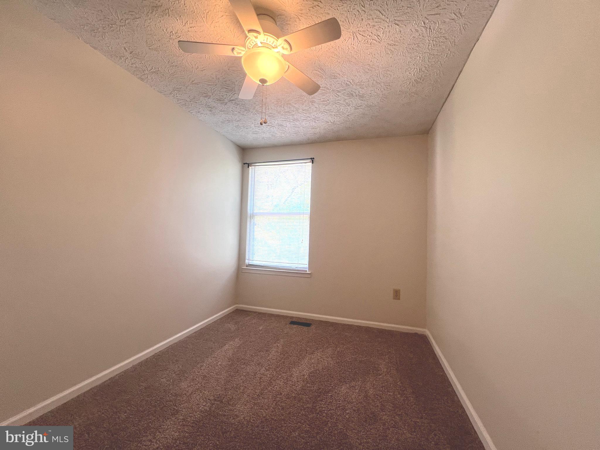 UPTON VILLAGE NORTH - Residential Lease