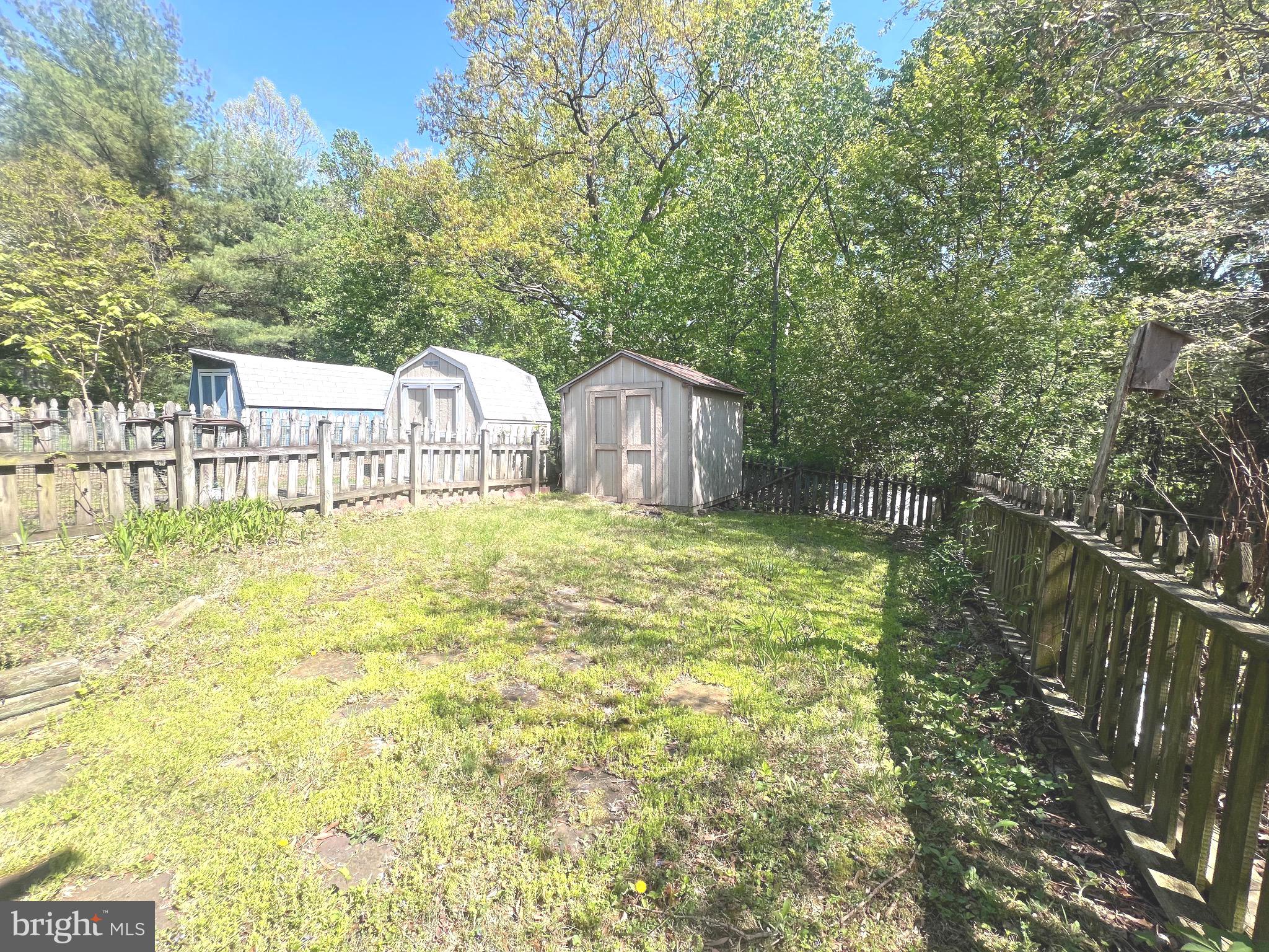 UPTON VILLAGE NORTH - Residential Lease