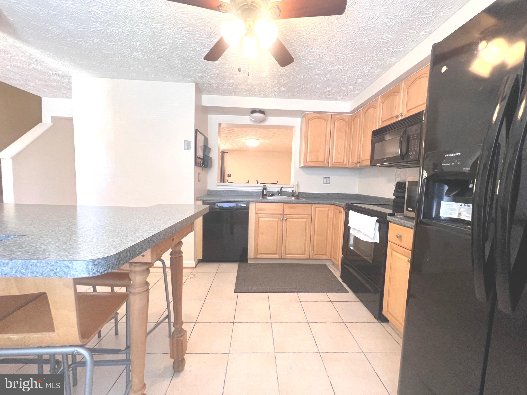 UPTON VILLAGE NORTH - Residential Lease