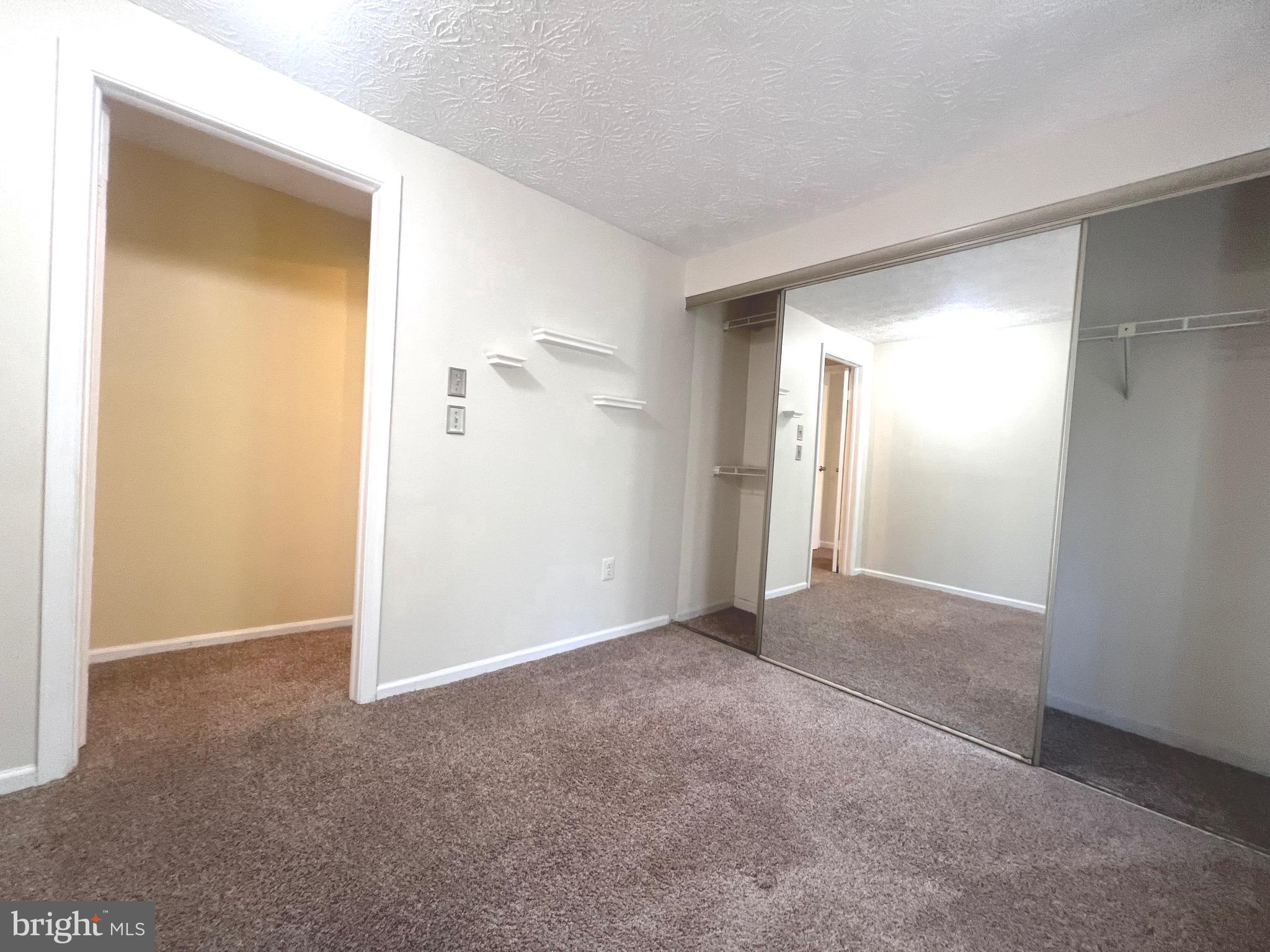 UPTON VILLAGE NORTH - Residential Lease