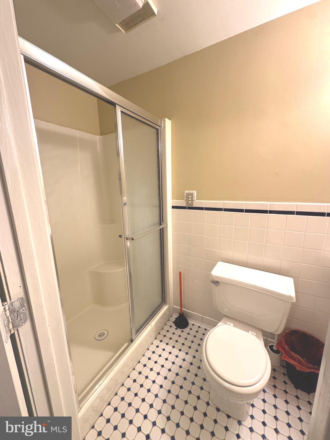 UPTON VILLAGE NORTH - Residential Lease