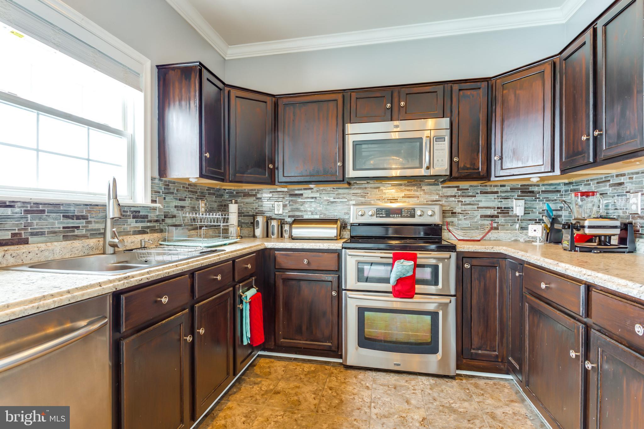 WAKEFIELD NEIGHBORHOOD - Residential