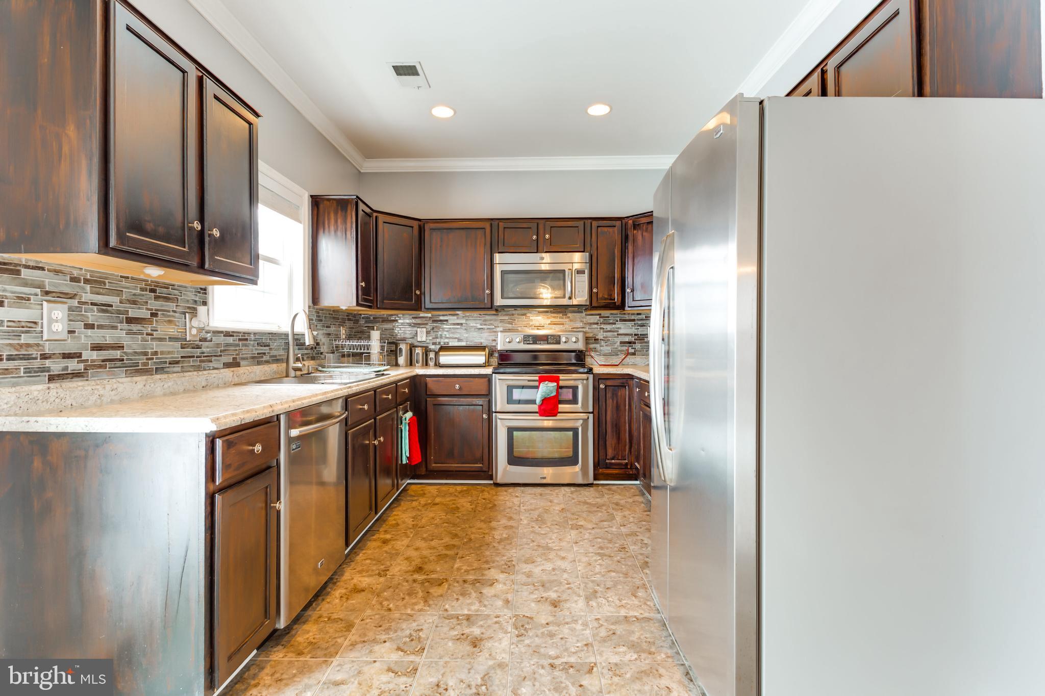 WAKEFIELD NEIGHBORHOOD - Residential