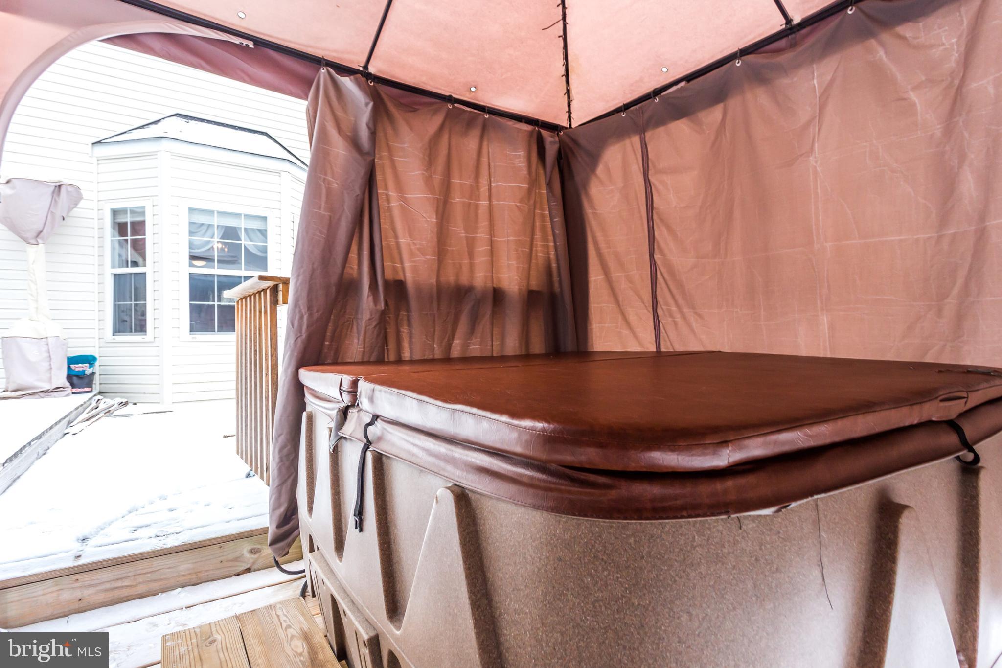 WAKEFIELD NEIGHBORHOOD - Residential