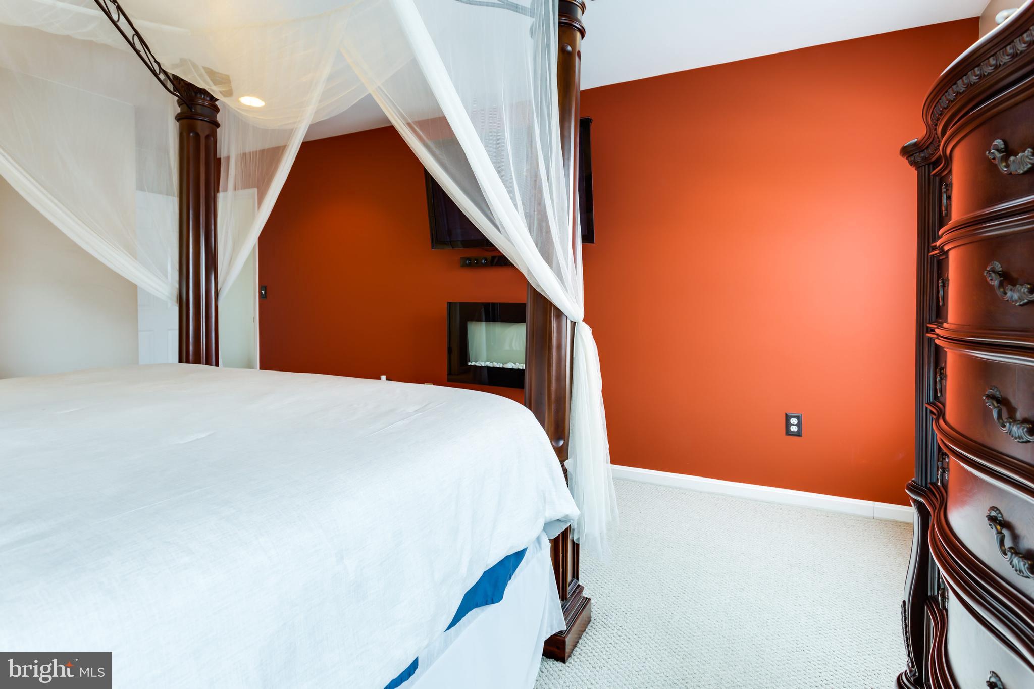 WAKEFIELD NEIGHBORHOOD - Residential