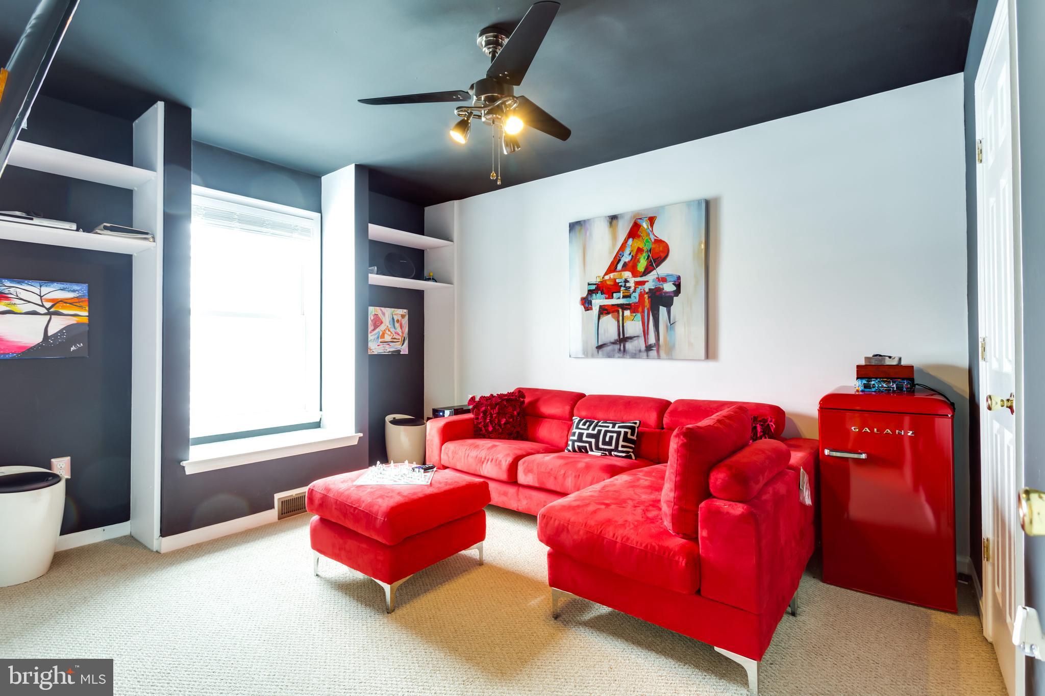 WAKEFIELD NEIGHBORHOOD - Residential