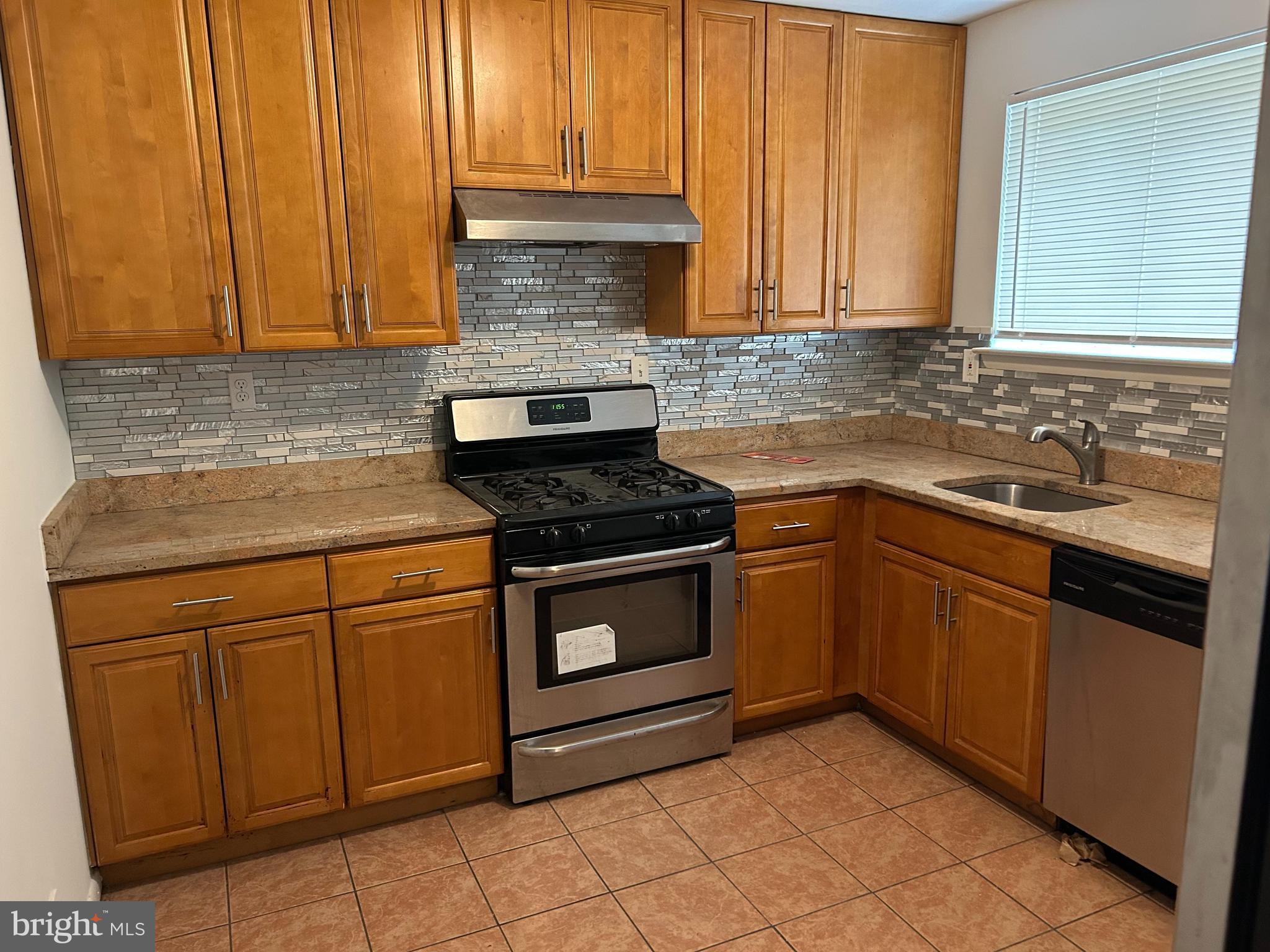 Photo 1 of 25 — 3319 6TH STREET SE, WASHINGTON, DC 20032