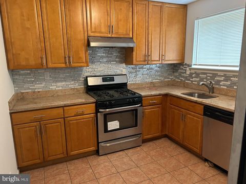 3319 6TH STREET SE WASHINGTON DC 20032