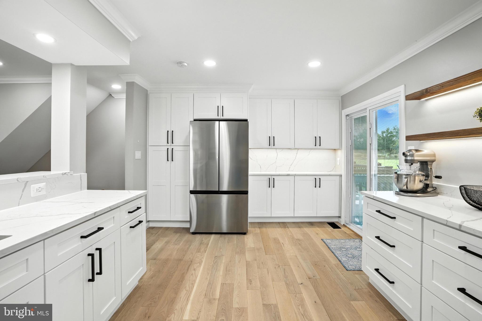 6586 MORNING MEADOW DRIVE