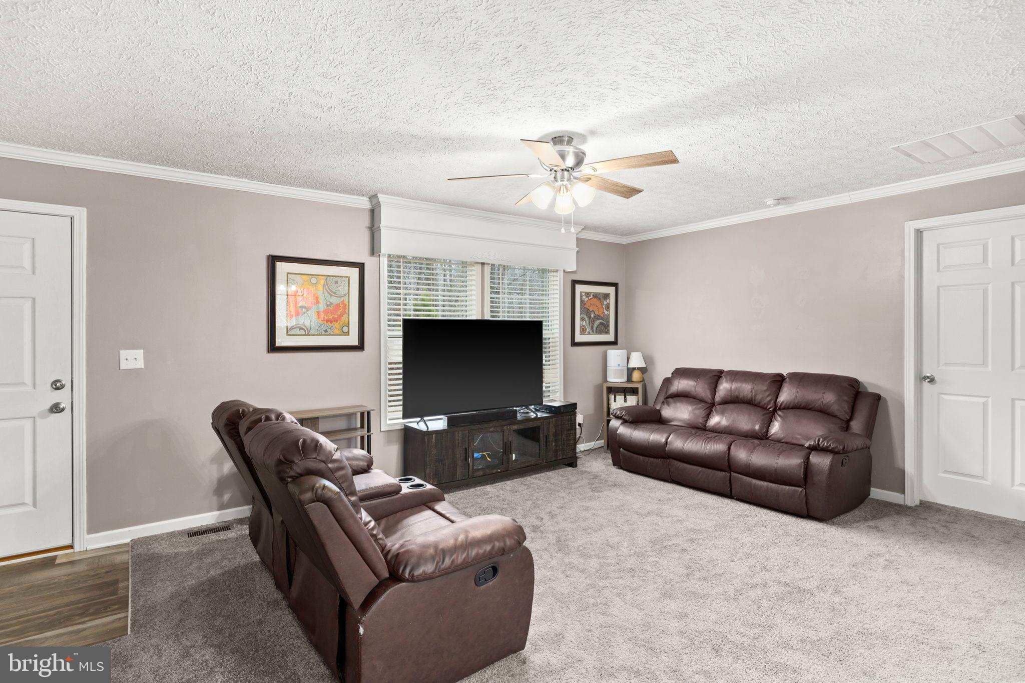 WOODFORD - Residential