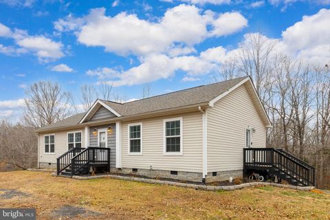 13115 ARCADIA ROAD WOODFORD VA 22580