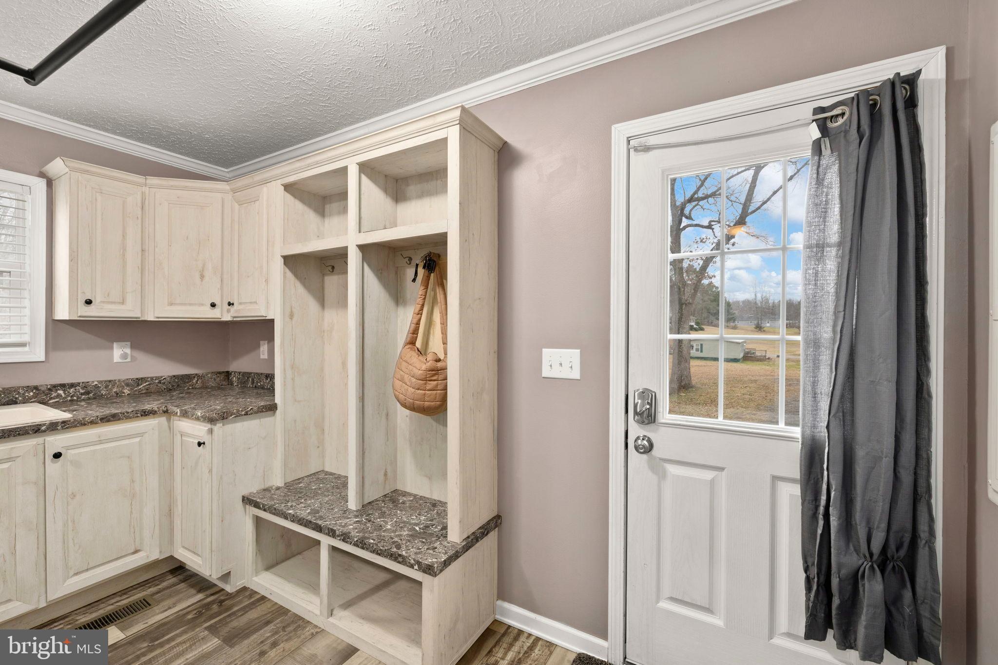 WOODFORD - Residential