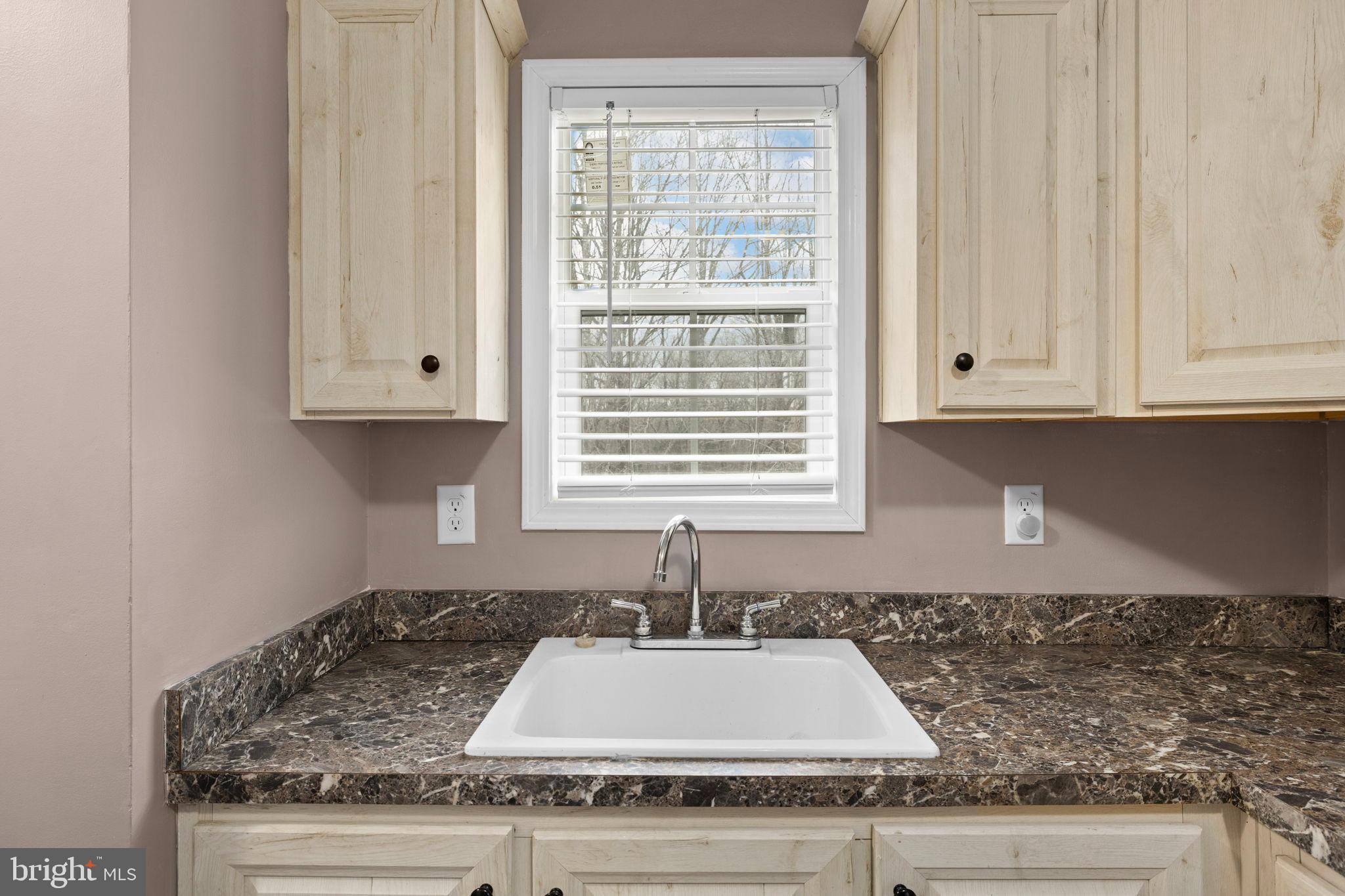 WOODFORD - Residential