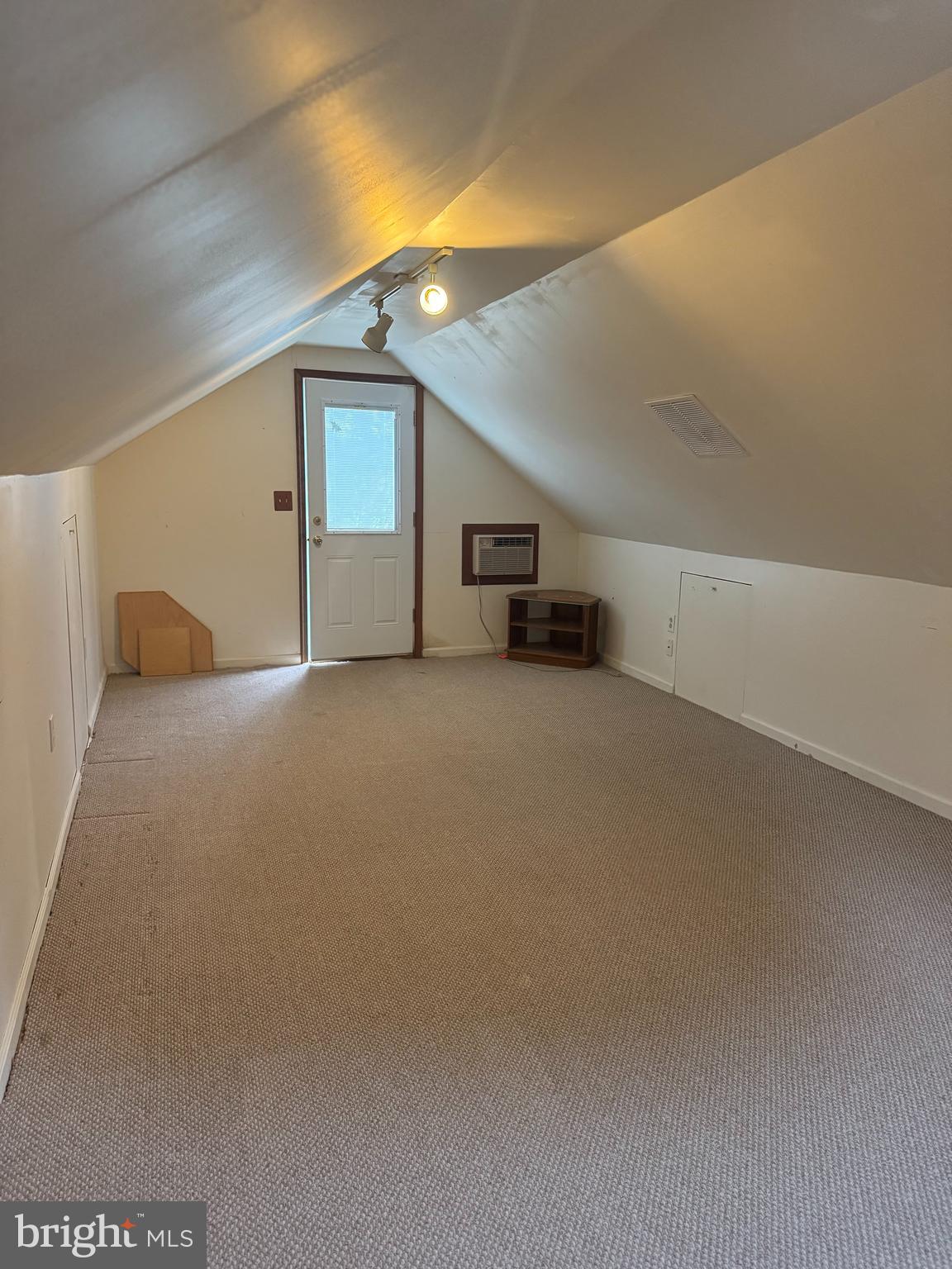 SHAWNEE ACRES - Residential