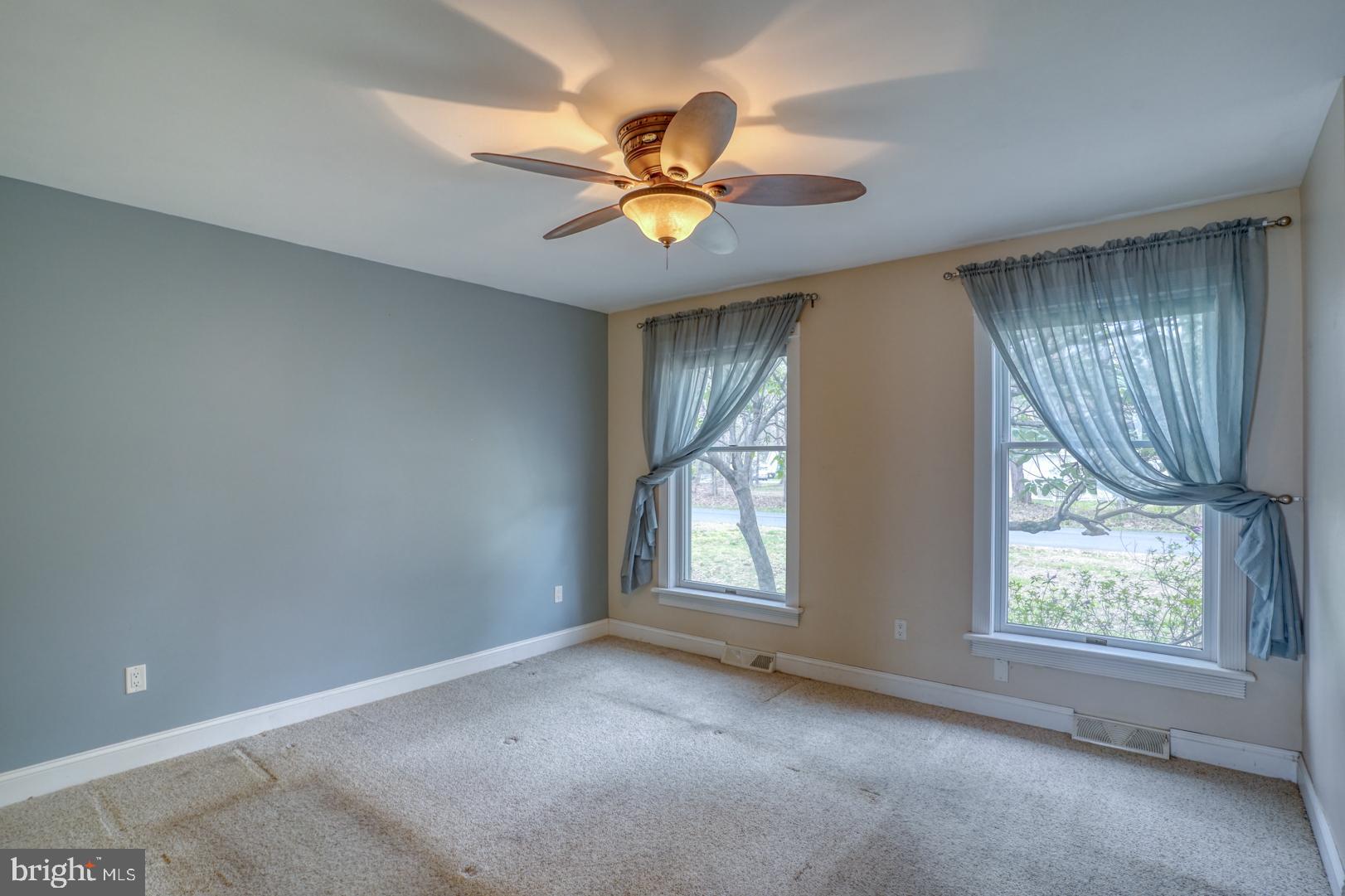 SHAWNEE ACRES - Residential