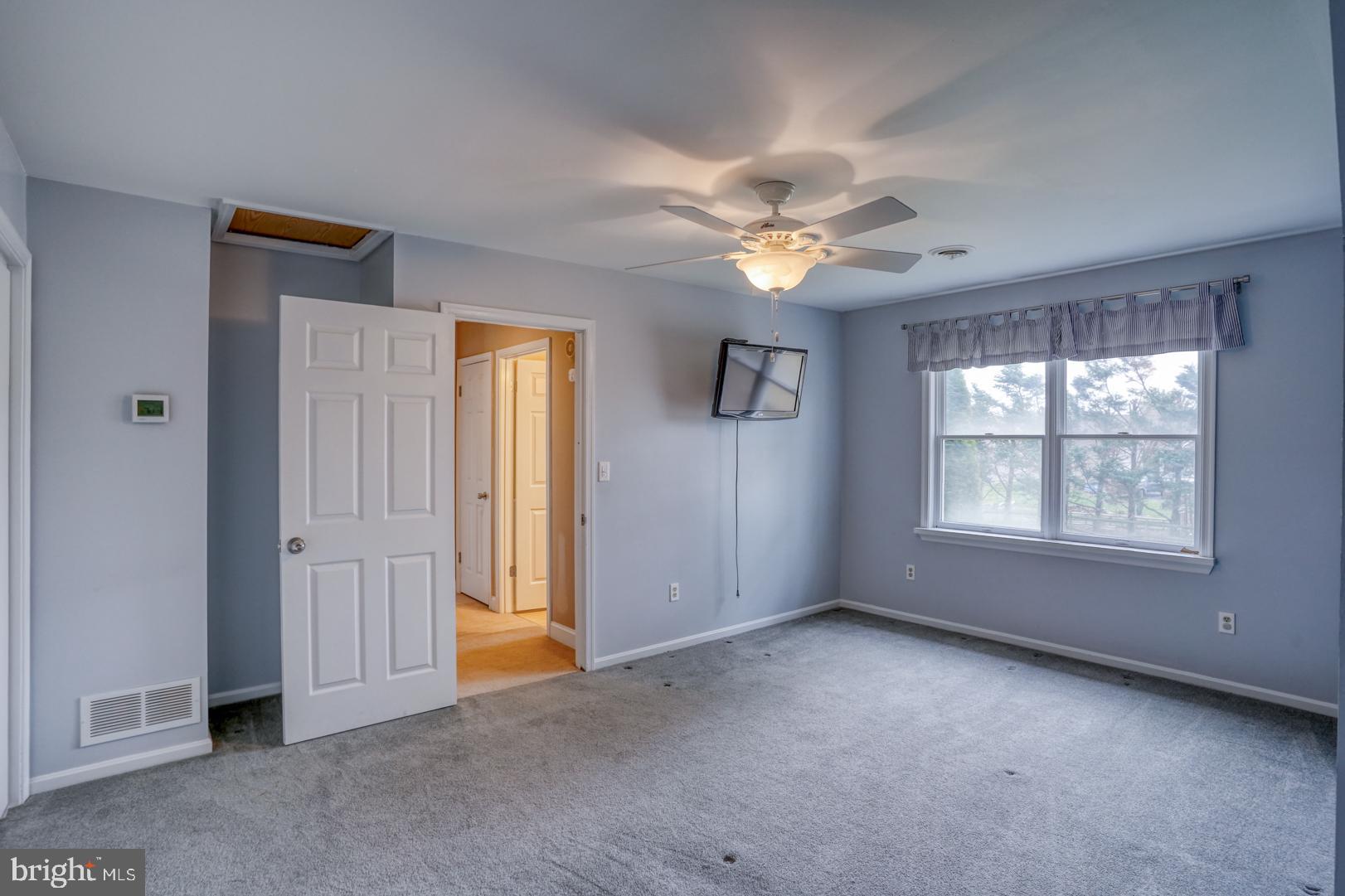 SHAWNEE ACRES - Residential