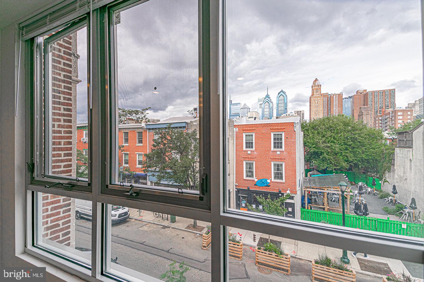 GRADUATE HOSPITAL - Residential Lease