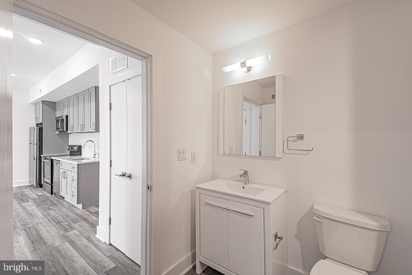 GRADUATE HOSPITAL - Residential Lease