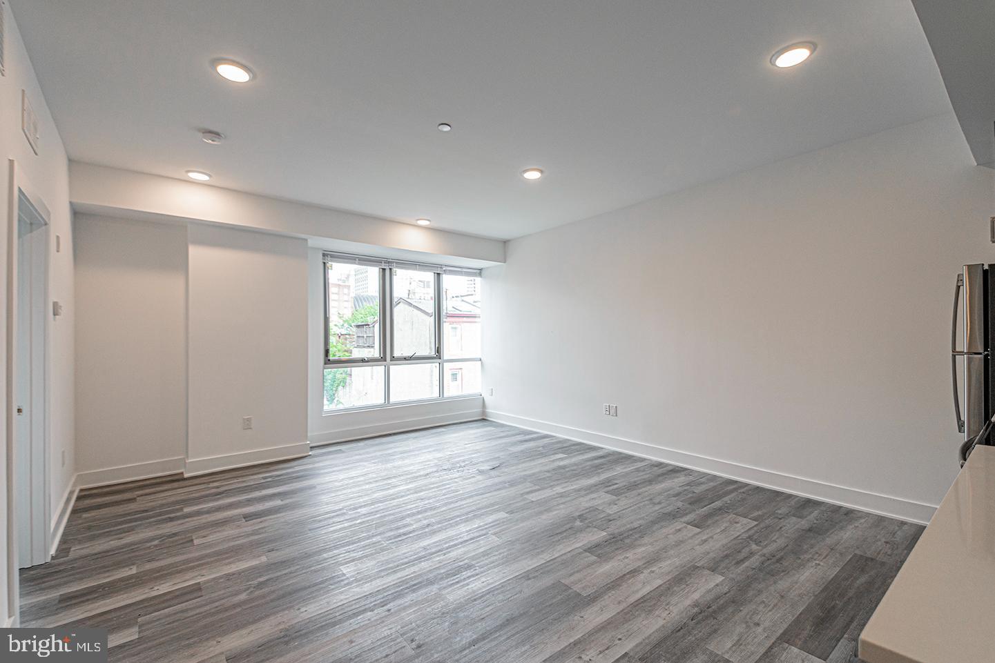 GRADUATE HOSPITAL - Residential Lease