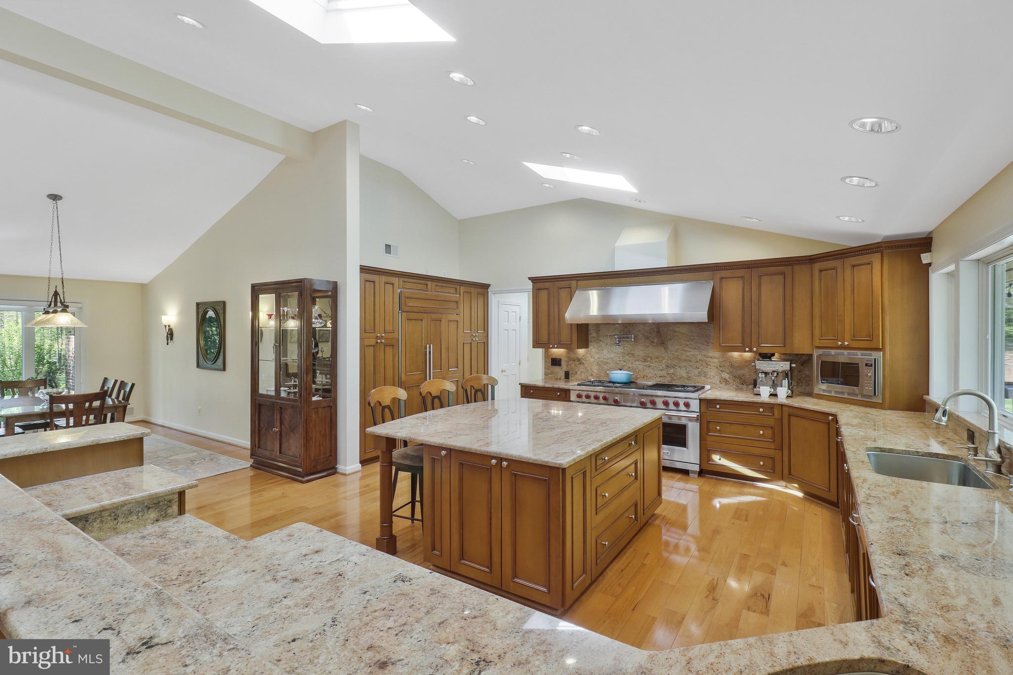 VALLEY STREAM - Residential