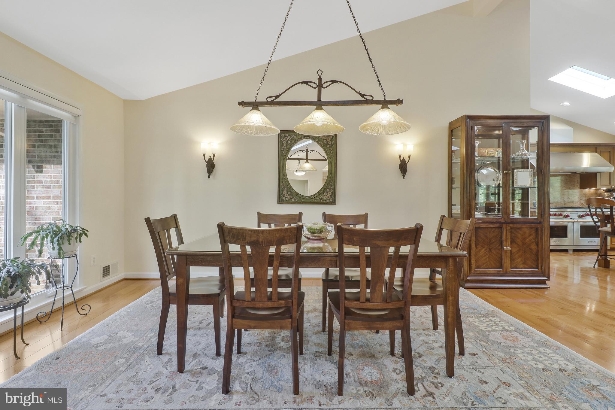 VALLEY STREAM - Residential