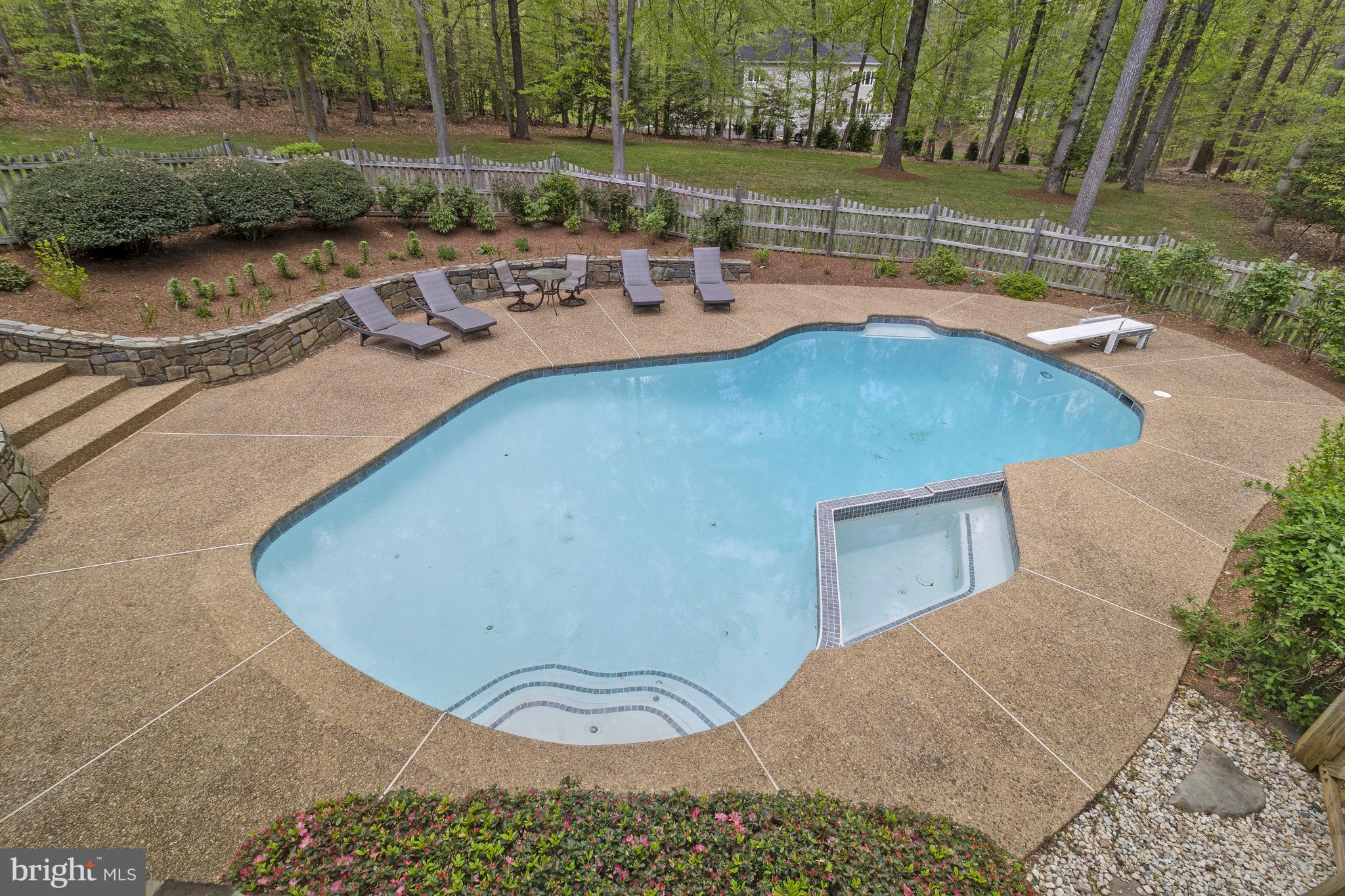 VALLEY STREAM - Residential