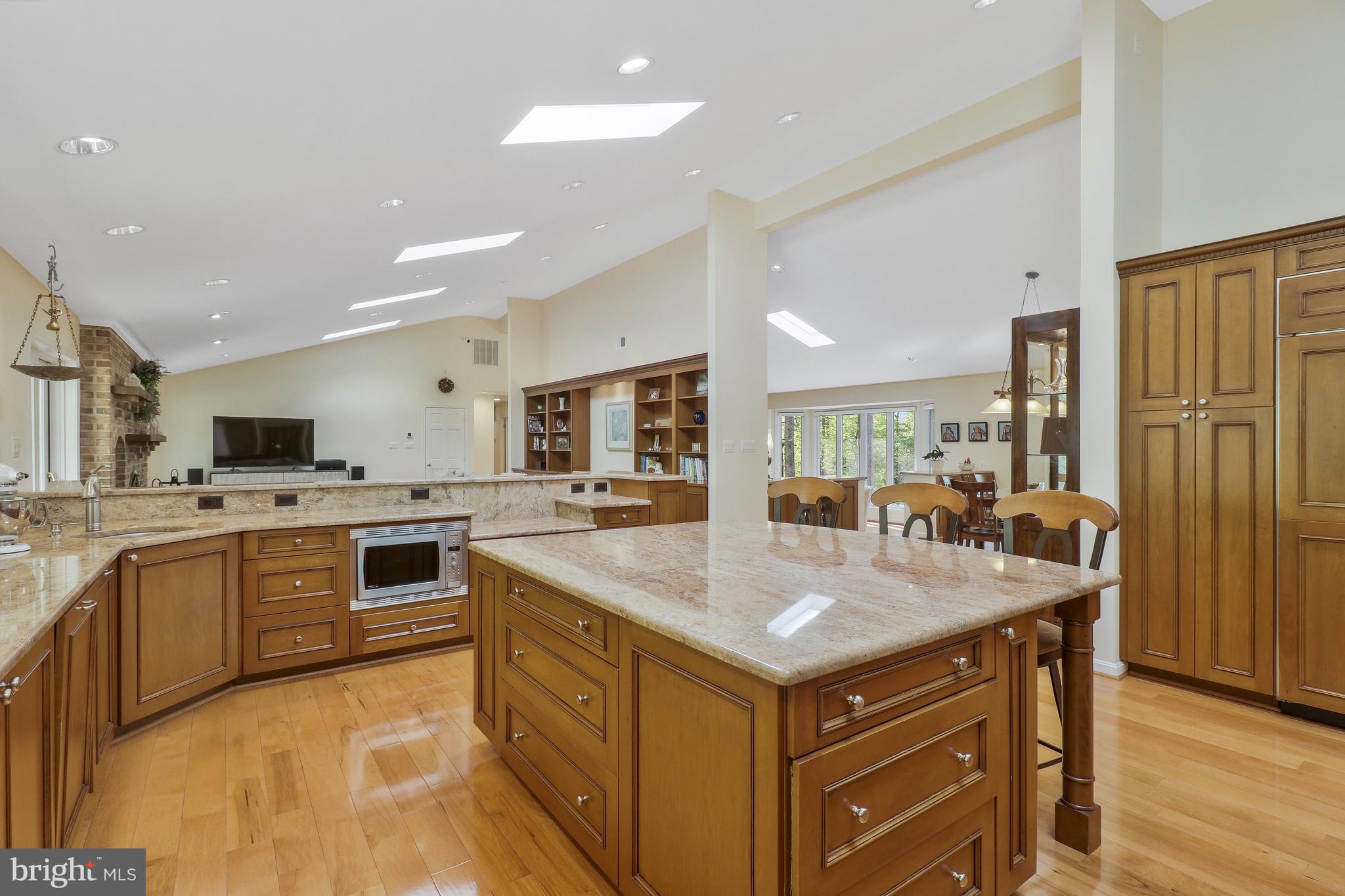 VALLEY STREAM - Residential