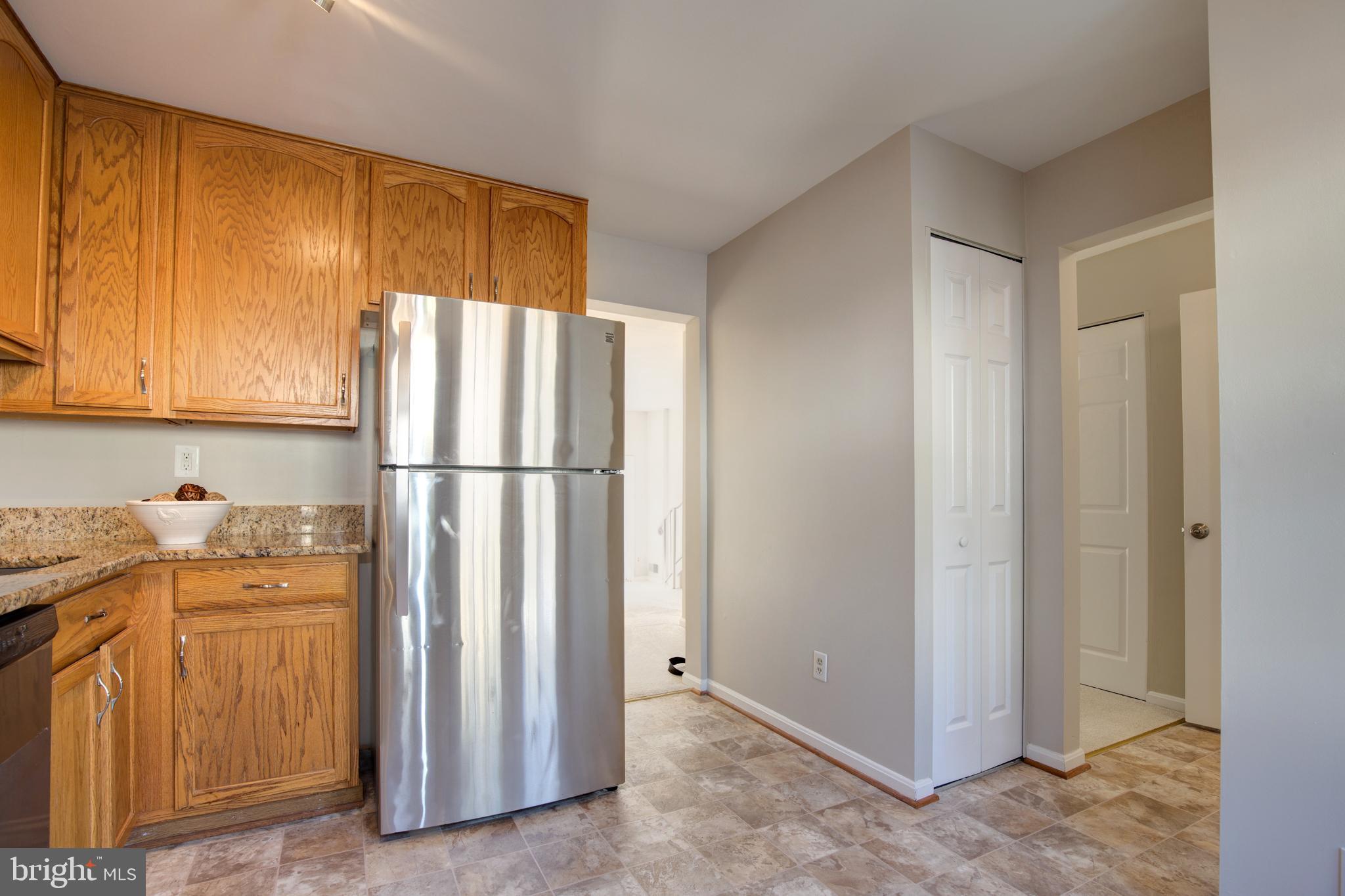 HILLSIDE MANOR - Residential