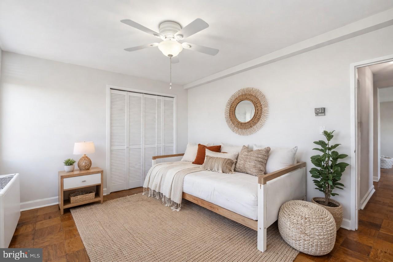 RIVER TOWERS - Residential