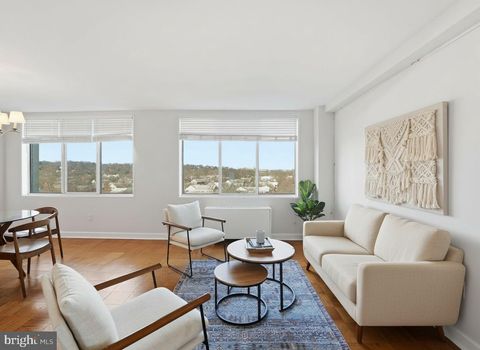 Photo of 6621 Wakefield Drive #717, ALEXANDRIA, VA 22307 (MLS # VAFX2282518)