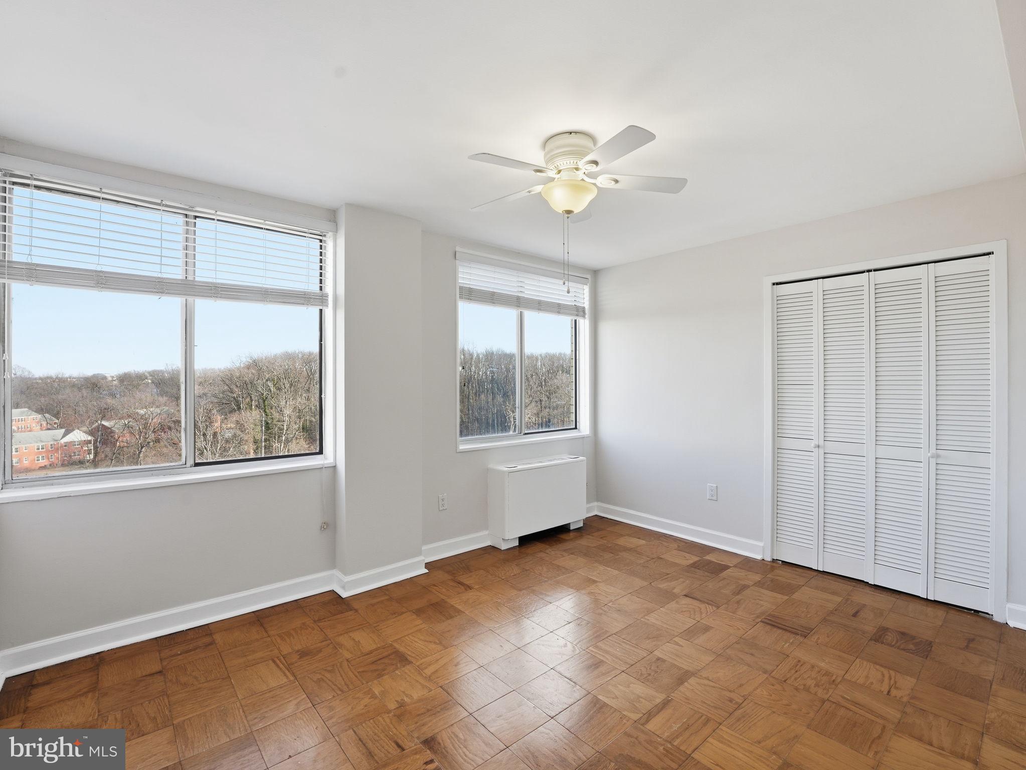 RIVER TOWERS - Residential