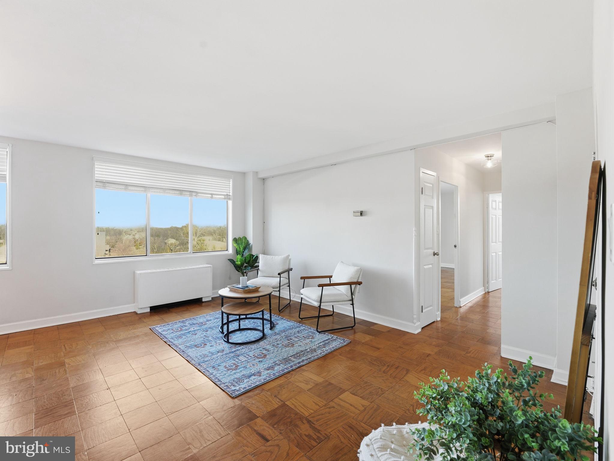 RIVER TOWERS - Residential