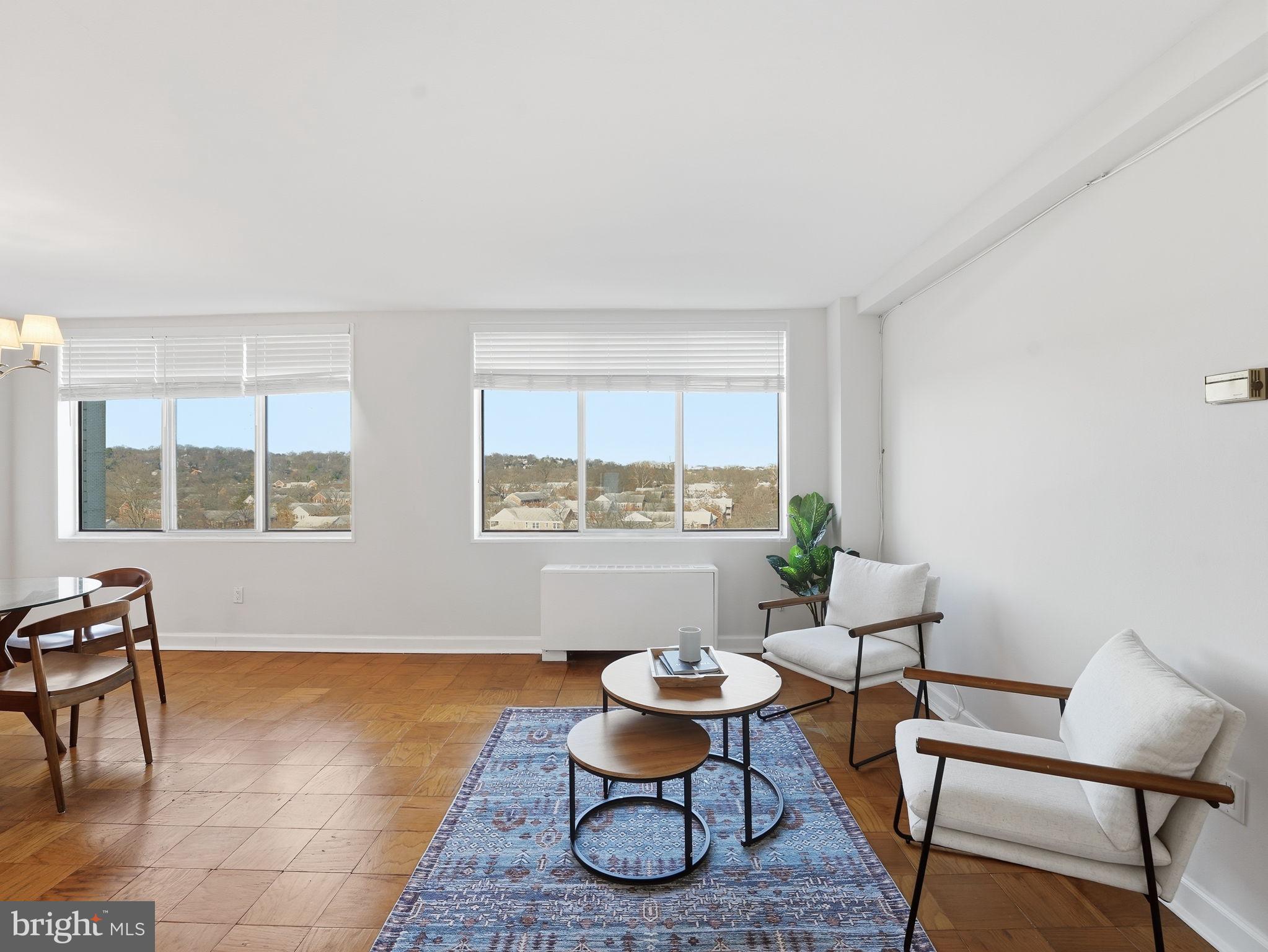 RIVER TOWERS - Residential