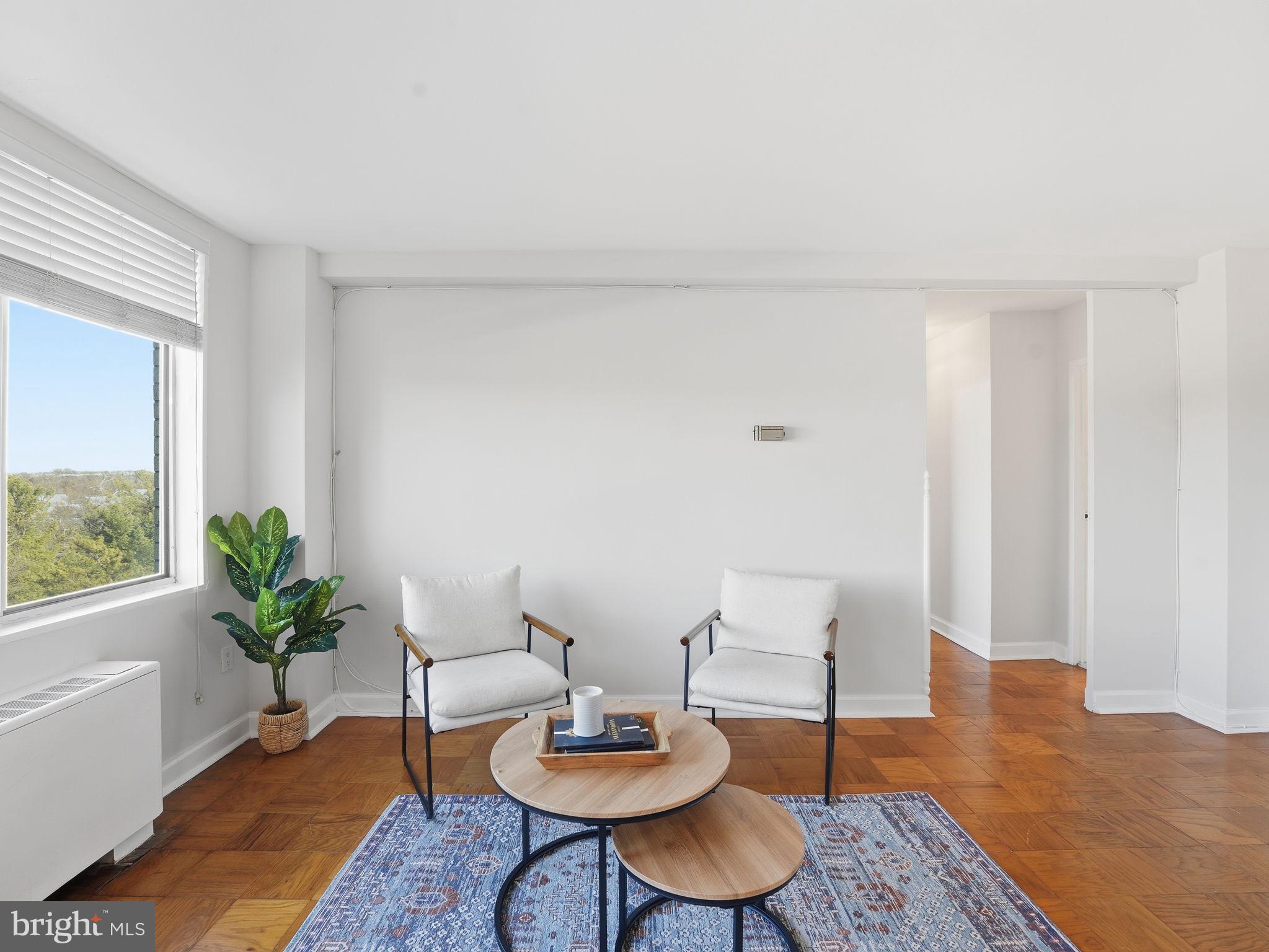 RIVER TOWERS - Residential