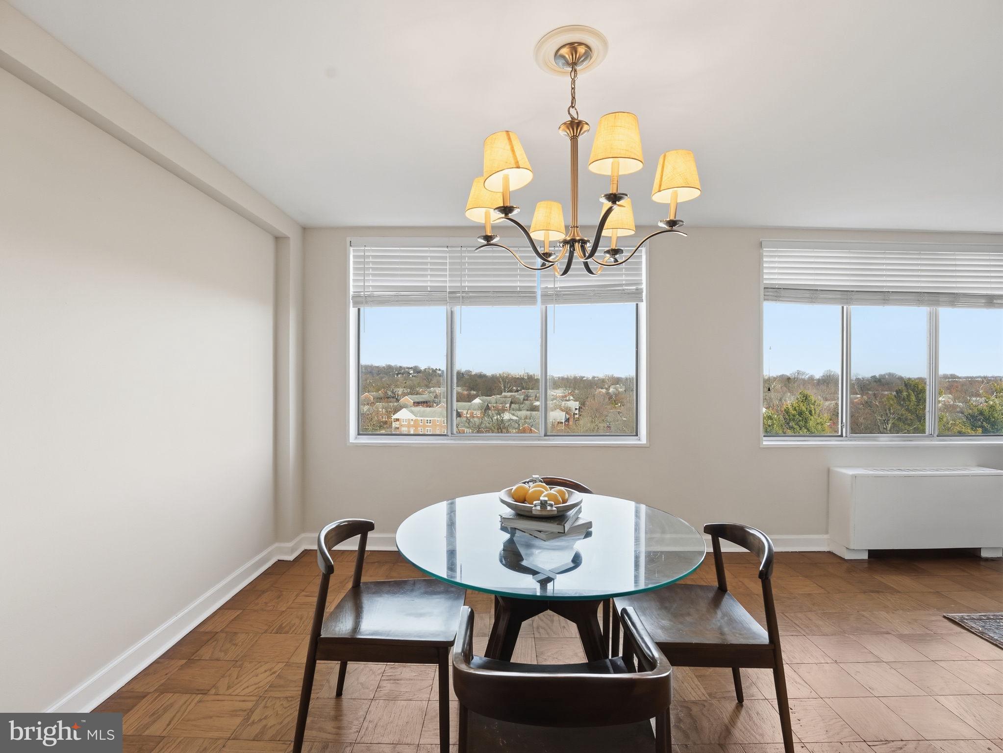 RIVER TOWERS - Residential