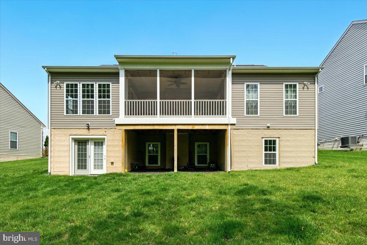 VILLAGES OF SAVANNAH - Residential Lease