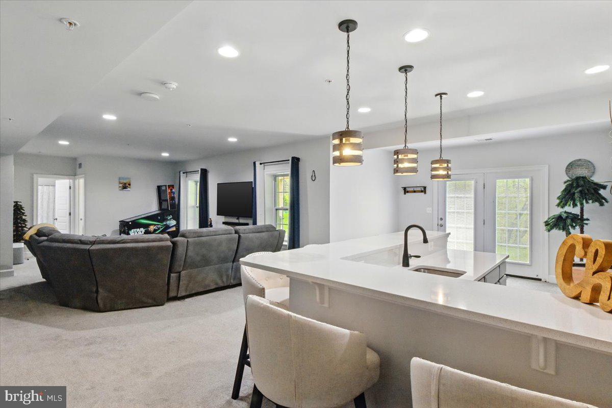 VILLAGES OF SAVANNAH - Residential Lease