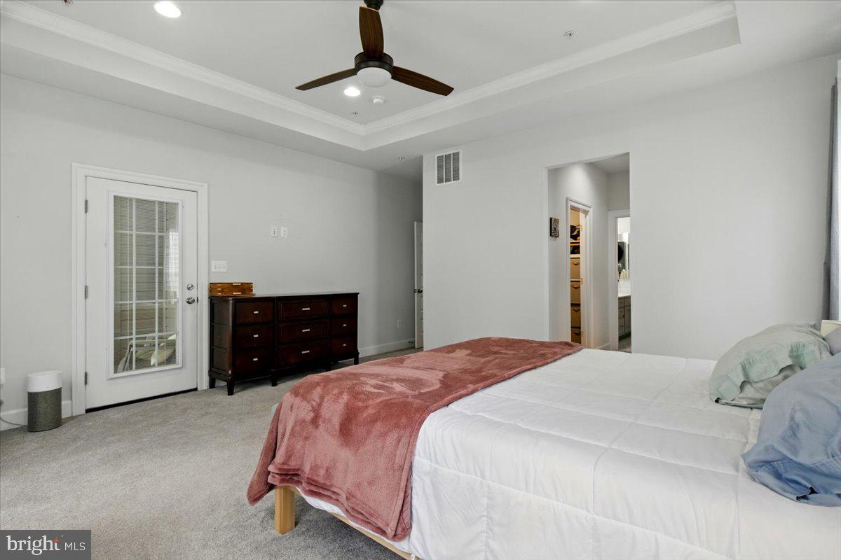 VILLAGES OF SAVANNAH - Residential Lease