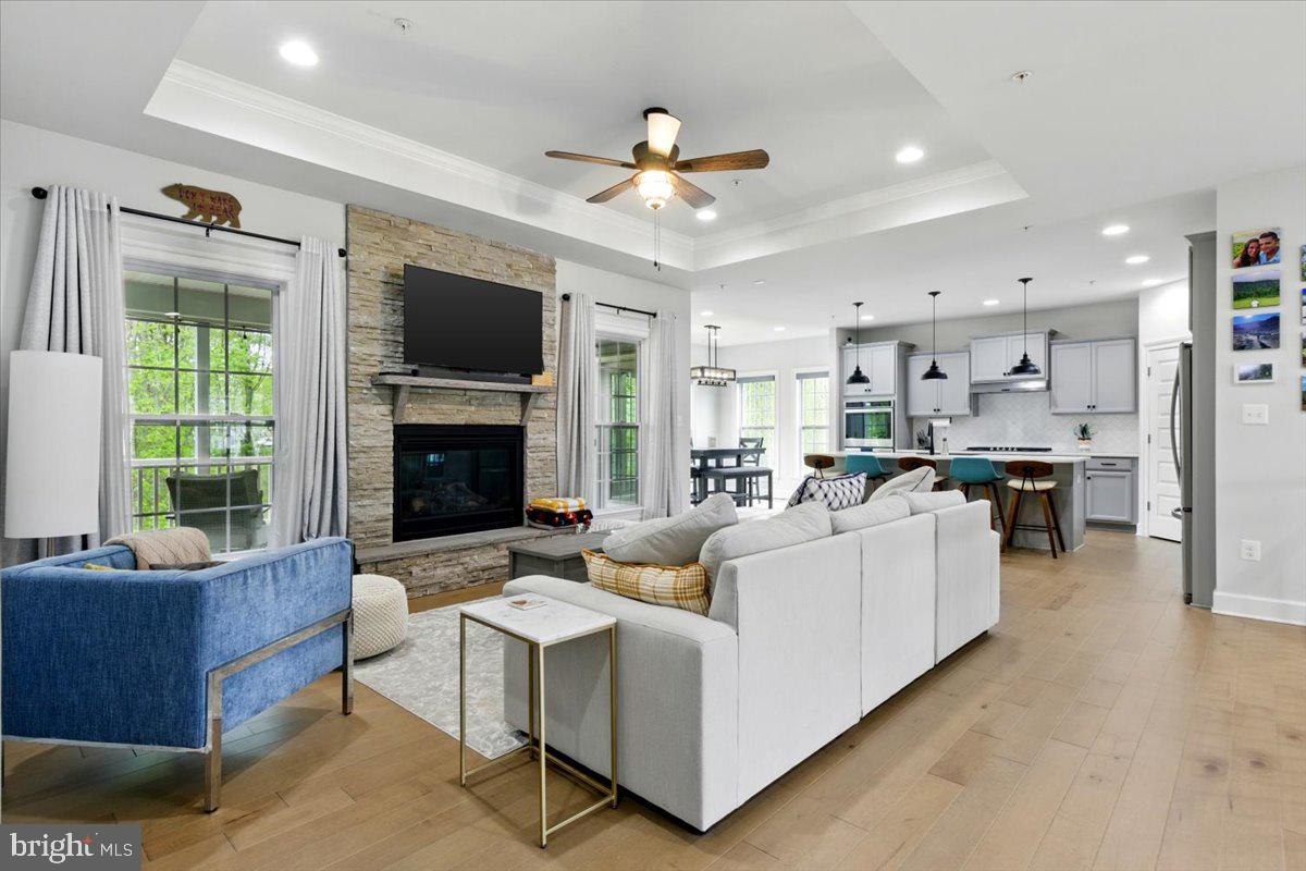 VILLAGES OF SAVANNAH - Residential Lease