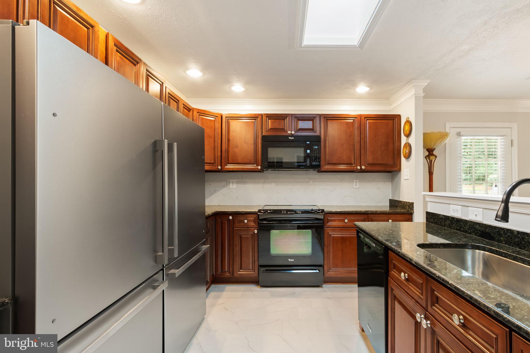 1021 PLYMOUTH DRIVE