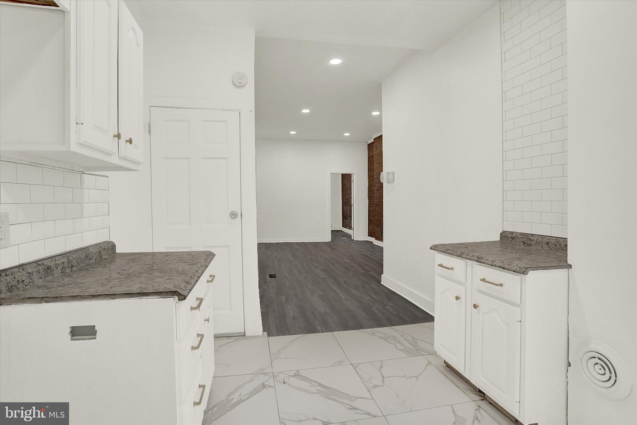 ALLISON HILL - Residential