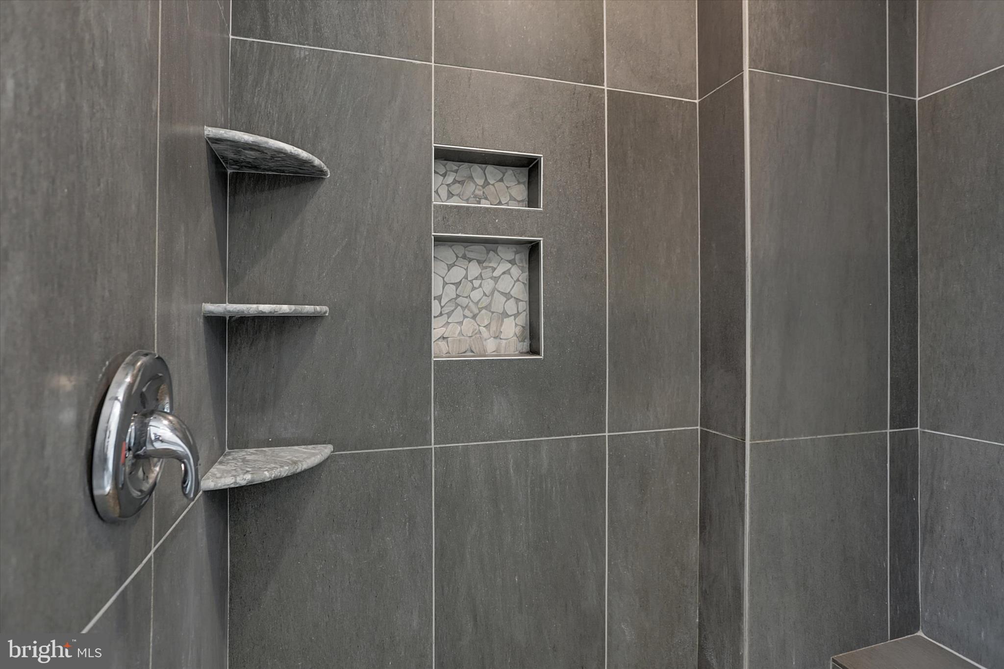 ALLISON HILL - Residential