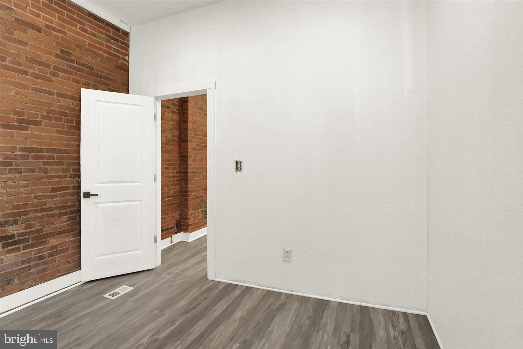 ALLISON HILL - Residential