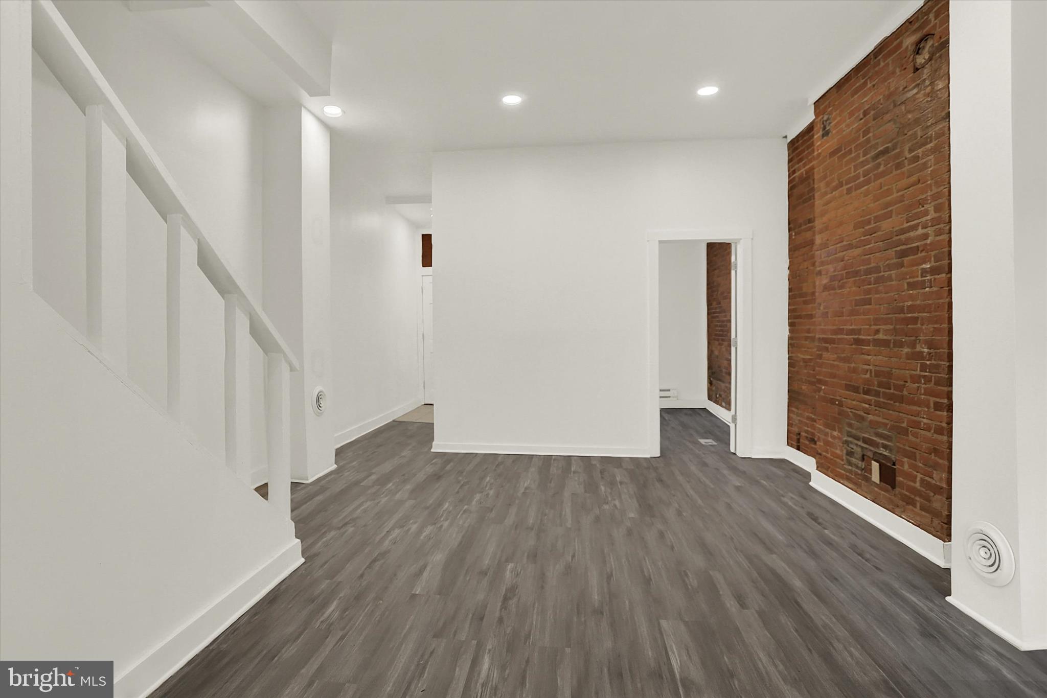 ALLISON HILL - Residential